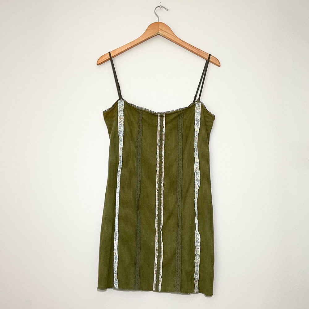 Final! Urban Outfitters Roxanne Seamed Mini Dress